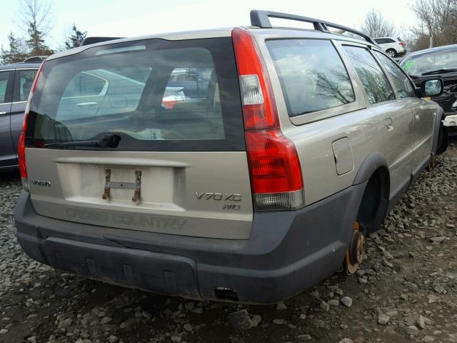 YV1SZ58D611045937 - 2001 VOLVO V70 XC TAN photo 4