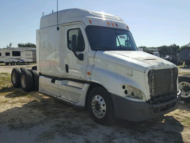 1FUJGLDR4CSBH1201 - 2012 FREIGHTLINER CASCADIA 1 WHITE photo 1