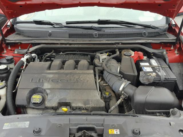 1LNHM94R69G613423 - 2009 LINCOLN MKS RED photo 7
