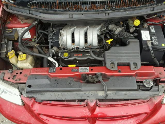 1B4GP54L7TB508063 - 1996 DODGE GRAND CARA RED photo 7