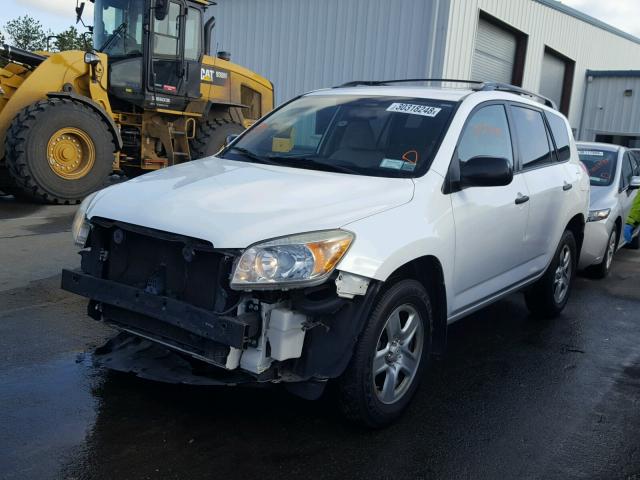 JTMBD35V985205494 - 2008 TOYOTA RAV4 WHITE photo 2