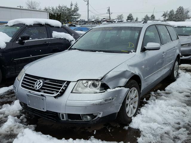 WVWVD63B53E403196 - 2003 VOLKSWAGEN PASSAT GLS SILVER photo 2