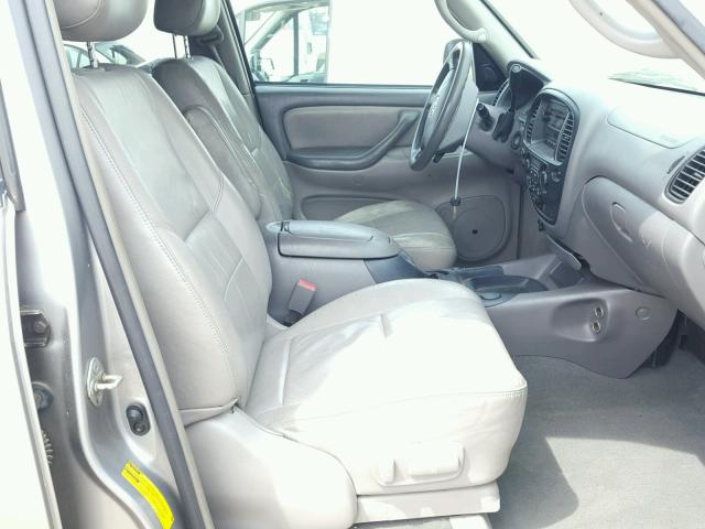 5TDZT34A14S209608 - 2004 TOYOTA SEQUOIA SR SILVER photo 5