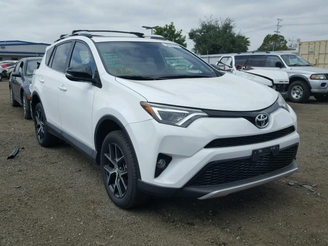 2T3NFREV9GW260576 - 2016 TOYOTA RAV4 SE WHITE photo 1