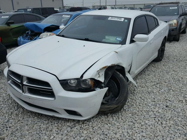 2C3CDXCT2CH143715 - 2012 DODGE CHARGER R/ WHITE photo 2