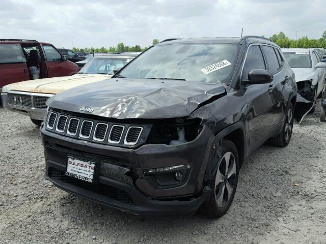 3C4NJCBB8JT105862 - 2018 JEEP COMPASS LA GRAY photo 2