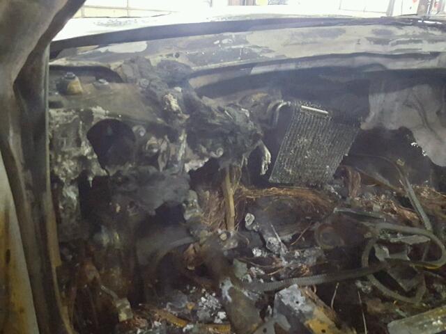 2G2WR544851168575 - 2005 PONTIAC GRAND PRIX BLACK photo 8