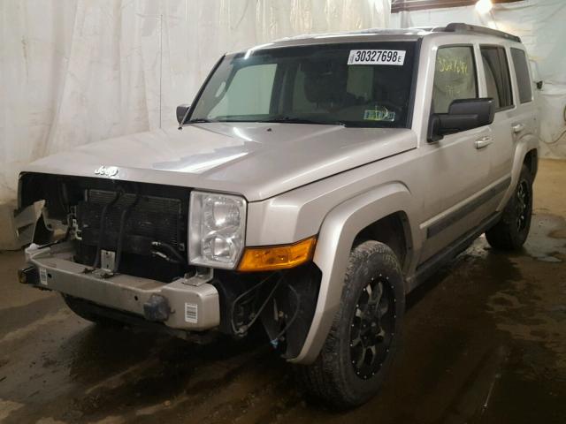 1J8HG48K67C694352 - 2007 JEEP COMMANDER SILVER photo 2