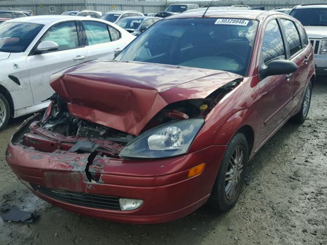 3FAFP37313R104269 - 2003 FORD FOCUS ZX5 RED photo 2