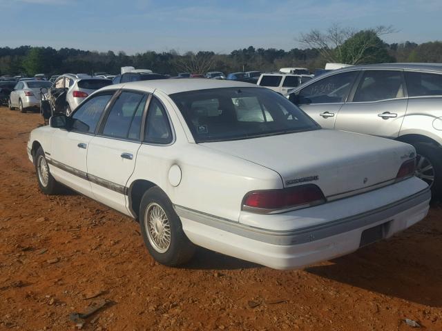 2FACP74WXNX121763 - 1992 FORD CROWN VICT WHITE photo 3