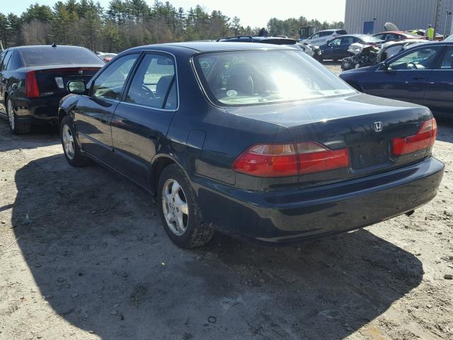 1HGCG6671YA140632 - 2000 HONDA ACCORD EX BLACK photo 3