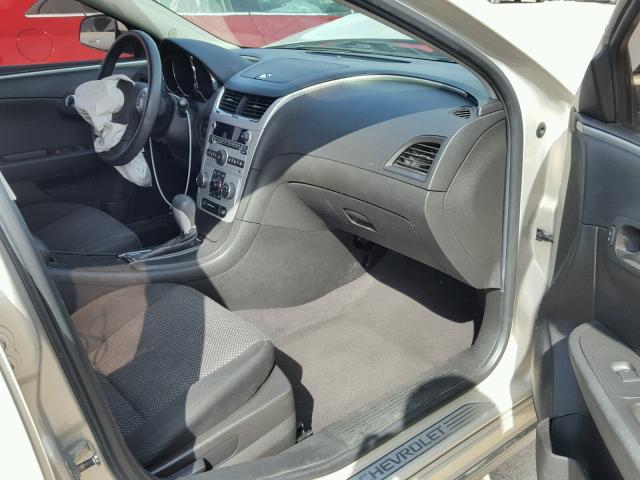 1G1ZC5E06AF323061 - 2010 CHEVROLET MALIBU 1LT 棕色 照片 5