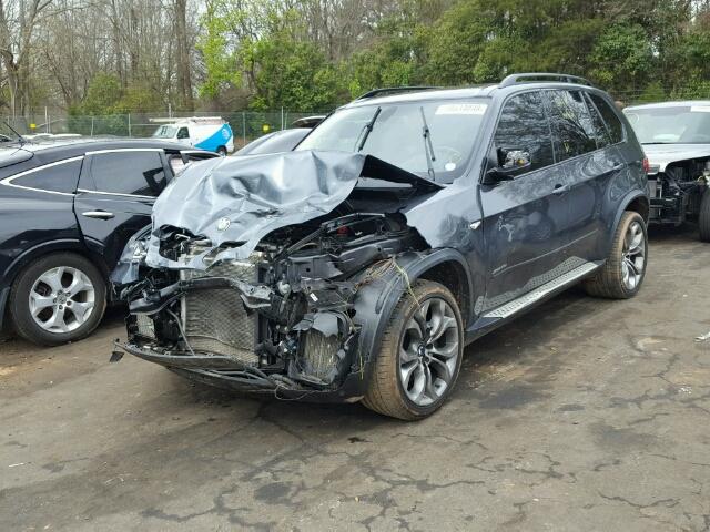 5UXZV8C55BL421565 - 2011 BMW X5 XDRIVE5 CHARCOAL photo 2