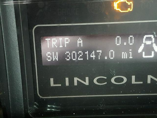 5LMJJ3J53AEJ09420 - 2010 LINCOLN NAVIGATOR შავი ფოტო 8