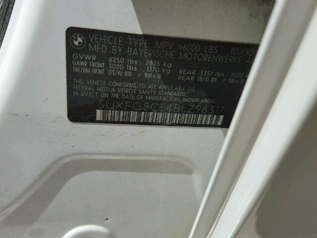 5UXFG8C54BLZ96317 - 2011 BMW X6 XDRIVE5 WHITE photo 10