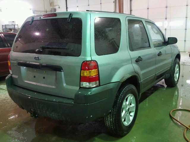 1FMYU93185KA23601 - 2005 FORD ESCAPE XLT GREEN photo 4