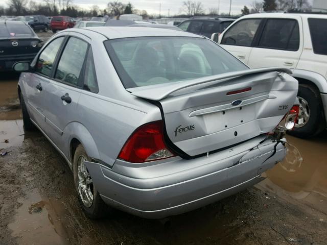 1FAFP38363W151230 - 2003 FORD FOCUS ZTS SILVER photo 3