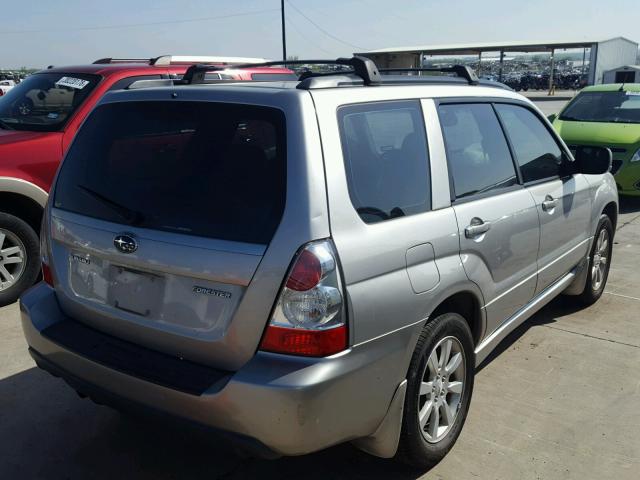 JF1SG65636H708697 - 2006 SUBARU FORESTER 2 SILVER photo 4