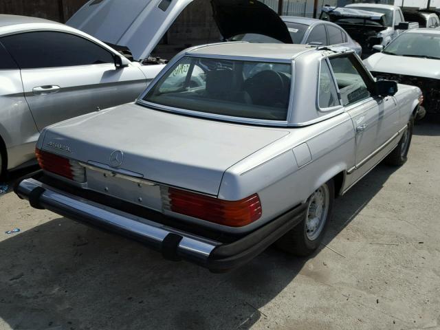 WDB10704412065661 - 1980 MERCEDES-BENZ 450 SL SILVER photo 4