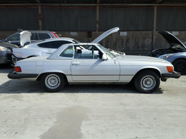 WDB10704412065661 - 1980 MERCEDES-BENZ 450 SL SILVER photo 9