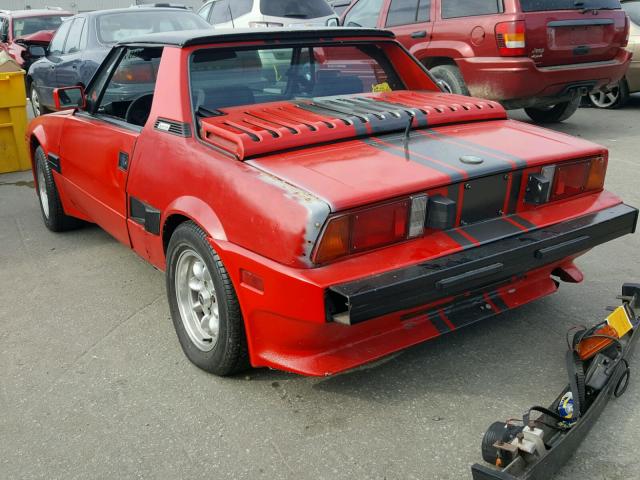 ZBBBS00A0F7154968 - 1985 FIAT BERTONE RED photo 3