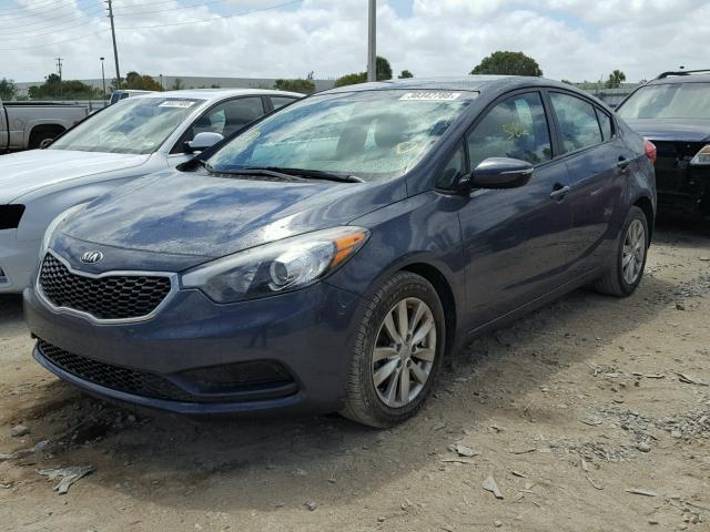 KNAFX4A66F5380857 - 2015 KIA FORTE LX GRAY photo 2