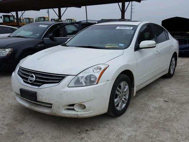 1N4AL2AP2AN531195 - 2010 NISSAN ALTIMA BAS WHITE photo 2