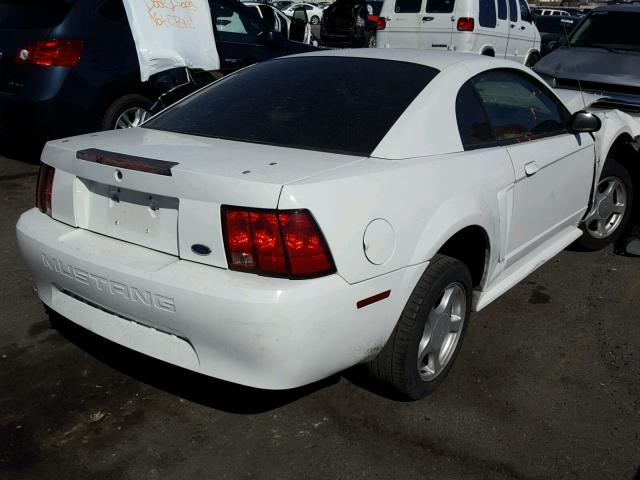 1FAFP40462F243379 - 2002 FORD MUSTANG WHITE photo 4