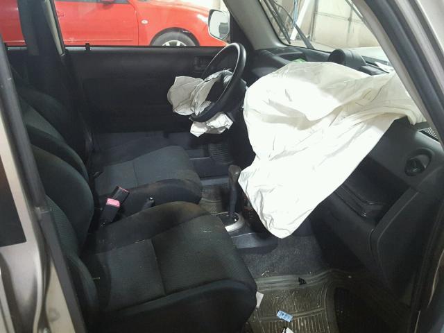 JTLKT324364100388 - 2006 TOYOTA SCION XB SILVER photo 5