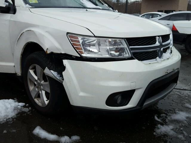 3D4PG1FG0BT558184 - 2011 DODGE JOURNEY MA WHITE photo 9