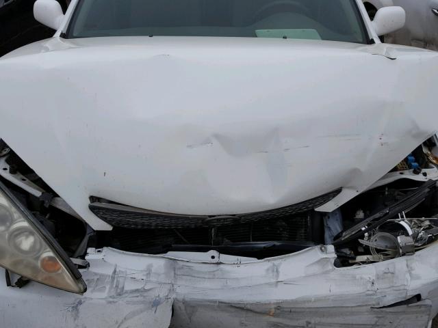 4T1BE32K04U331553 - 2004 TOYOTA CAMRY LE WHITE photo 7