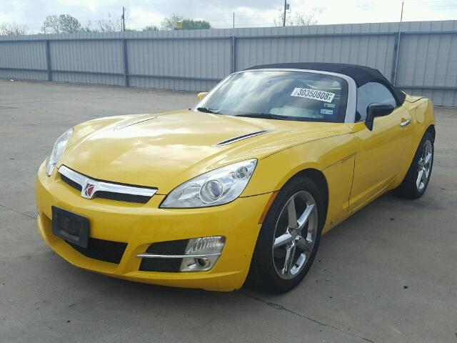 1G8MC35B58Y129136 - 2008 SATURN SKY YELLOW photo 2