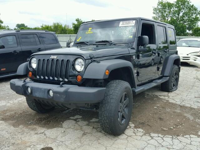 1C4HJWDG3DL513743 - 2013 JEEP WRANGLER U BLACK photo 2