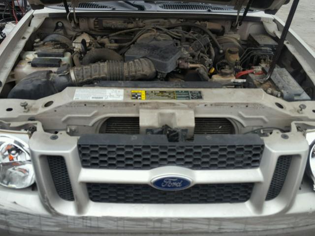 1FMZU67E63UB50235 - 2003 FORD EXPLORER S SILVER photo 7