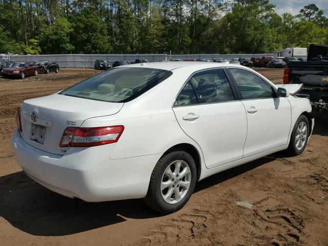 4T1BF3EK4BU649441 - 2011 TOYOTA CAMRY BASE WHITE photo 4