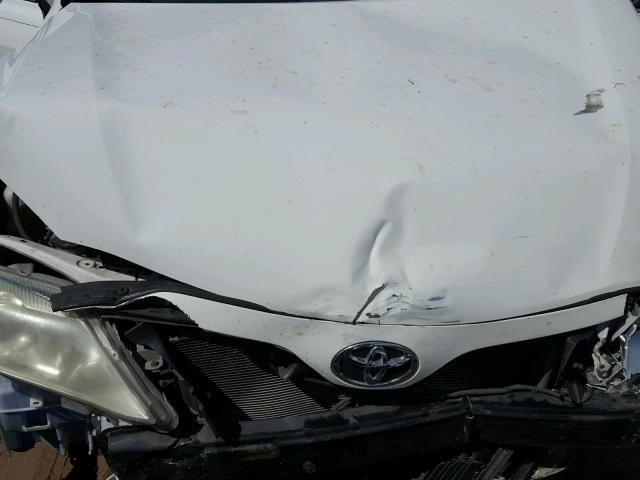 4T1BF3EK4BU649441 - 2011 TOYOTA CAMRY BASE WHITE photo 7