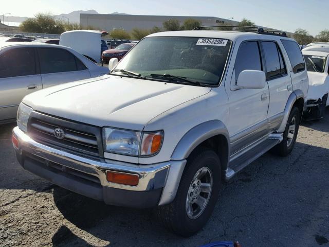 JT3GN87R1W0085124 - 1998 TOYOTA 4RUNNER LI WHITE photo 2