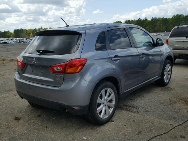 4A4AP3AW0FE055508 - 2015 MITSUBISHI OUTLANDER GRAY photo 4