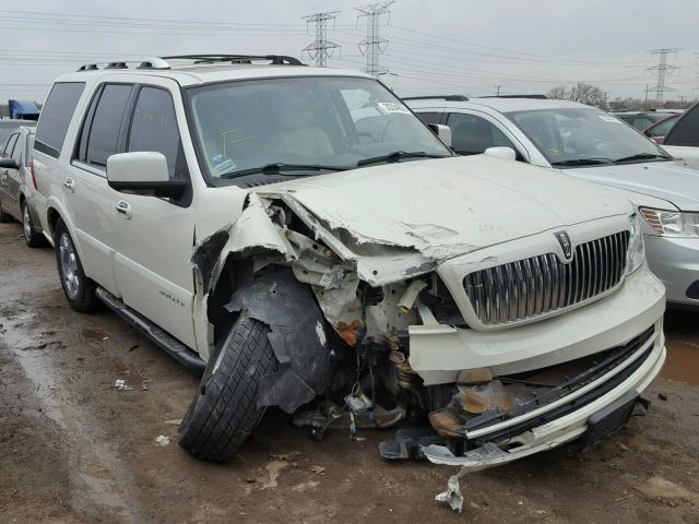 5LMFU28566LJ00887 - 2006 LINCOLN NAVIGATOR WHITE photo 1