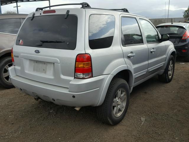 1FMCU04104KA25393 - 2004 FORD ESCAPE LIM SILVER photo 4