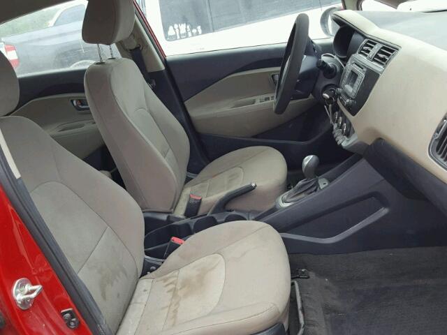 KNADM4A30H6044866 - 2017 KIA RIO LX Կարմիր լուսանկար 5