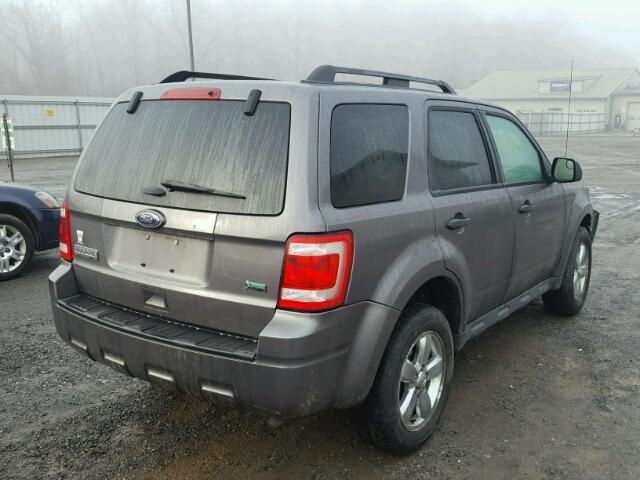 1FMCU9DG4BKA72884 - 2011 FORD ESCAPE XLT GRAY photo 4