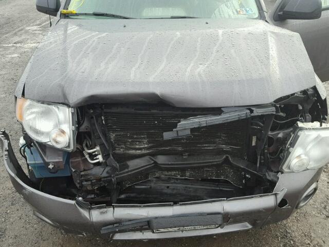 1FMCU9DG4BKA72884 - 2011 FORD ESCAPE XLT GRAY photo 7