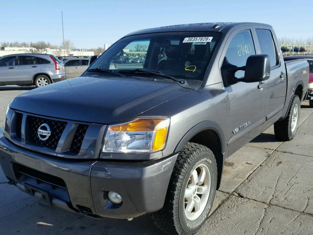 1N6BA0EC5CN318970 - 2012 NISSAN TITAN S GRAY photo 2