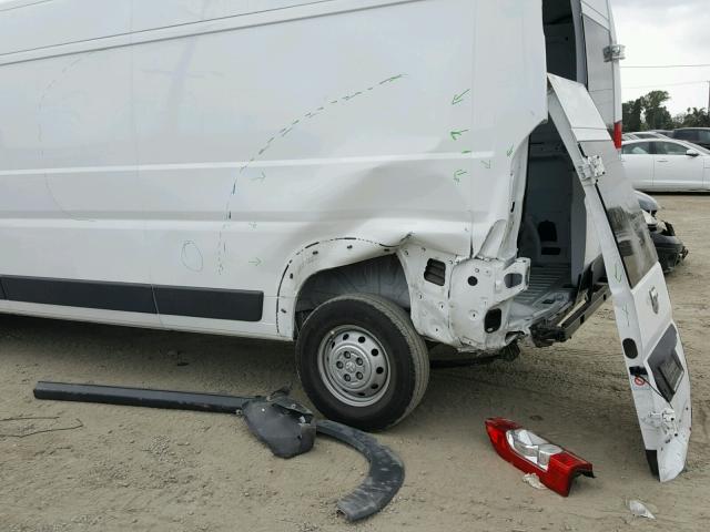 3C6TRVDG3HE541349 - 2017 RAM PROMASTER 白色 照片 9