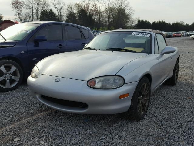 JM1NB3538Y0141012 - 2000 MAZDA MX-5 MIATA SILVER photo 2