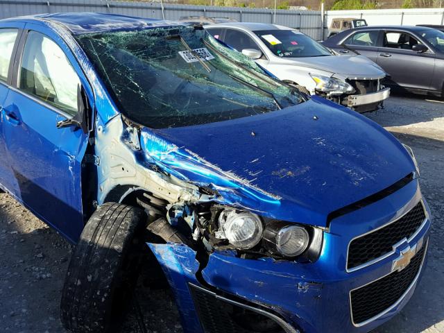 1G1JG6SB5G4148142 - 2016 CHEVROLET SONIC RS BLUE photo 9