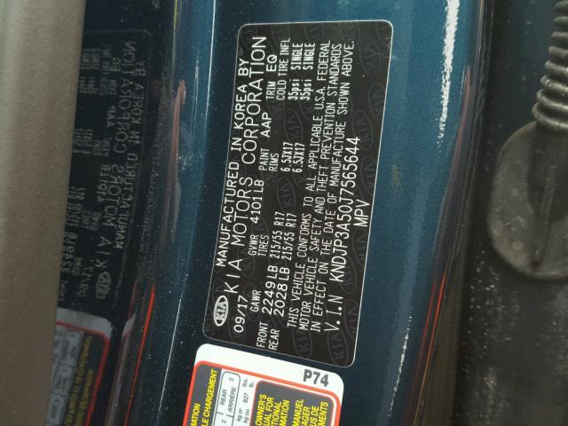 KNDJP3A50J7565644 - 2018 KIA SOUL + BLUE photo 10