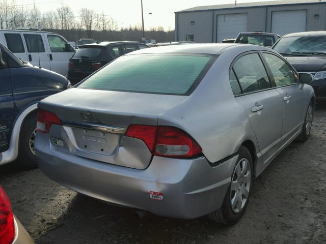 2HGFA16599H545818 - 2009 HONDA CIVIC LX SILVER photo 4