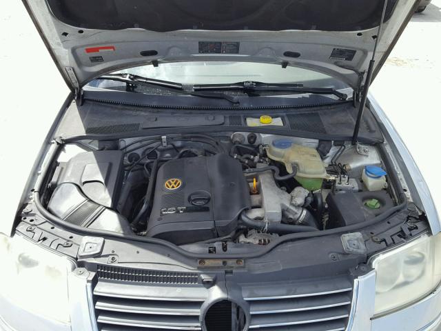 WVWPD63B72P456073 - 2002 VOLKSWAGEN PASSAT GLS SILVER photo 7